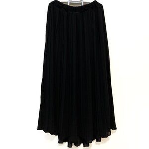 Oak + Fort Black Pleated Skirt